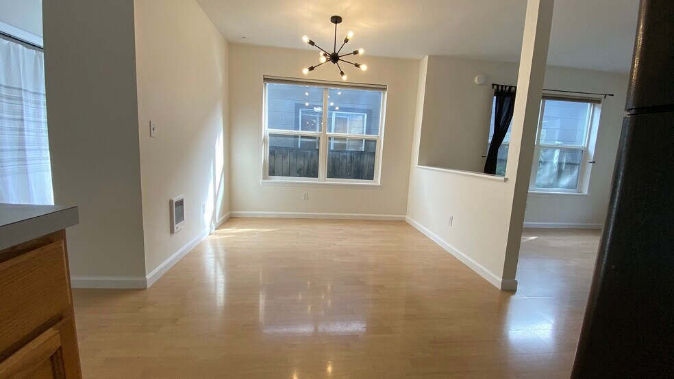 Building Photo - 3724 N Albina Ave