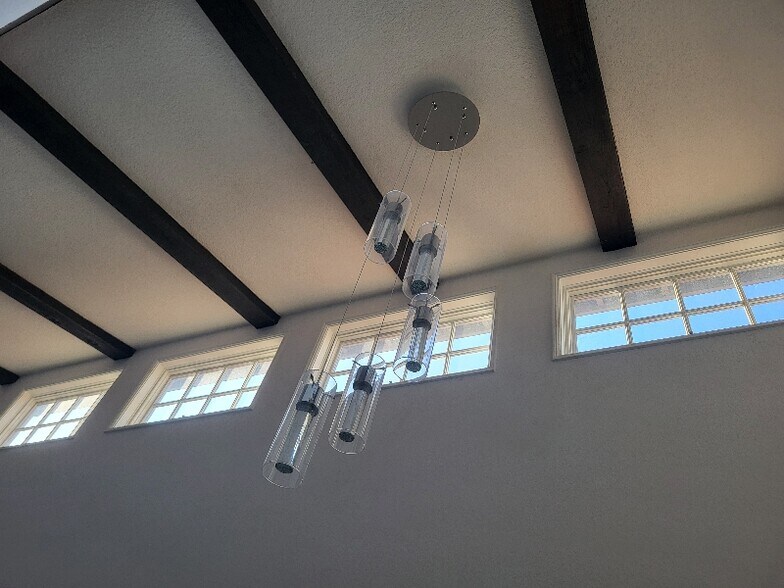 Building Photo - 1412 El Nido Dr