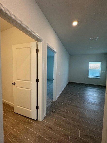 Building Photo - 6626 SW 89th Ln