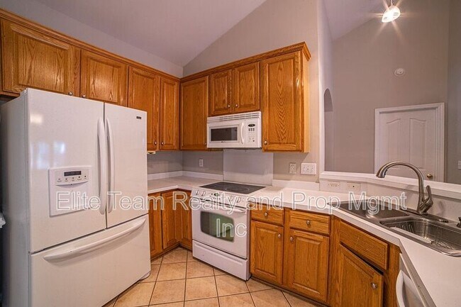 Building Photo - 3503 Brooktree Ln