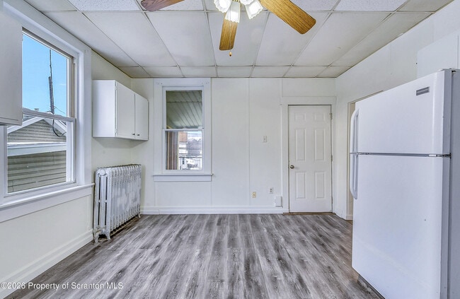 Building Photo - 228 S Main Ave