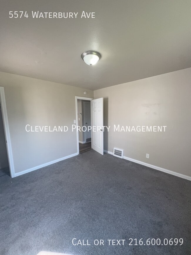 Building Photo - 5574 Waterbury Ave
