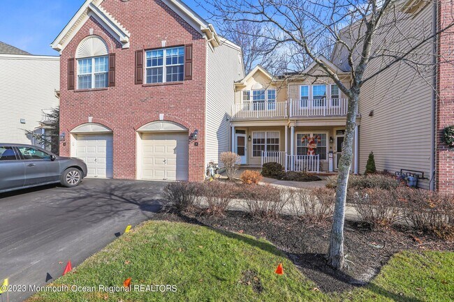 Building Photo - 19 Persimmon Ln