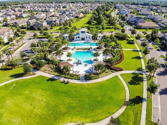 Building Photo - 15843 Fishhawk View Dr