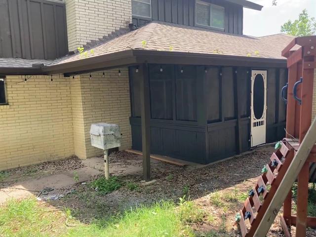 Building Photo - 206 Rockbrook Dr