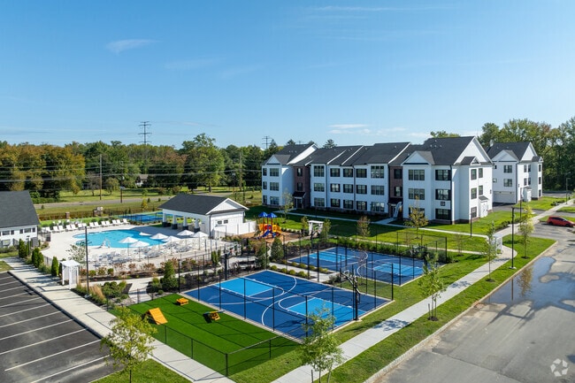 Aerial - Village at Hamilton Green
