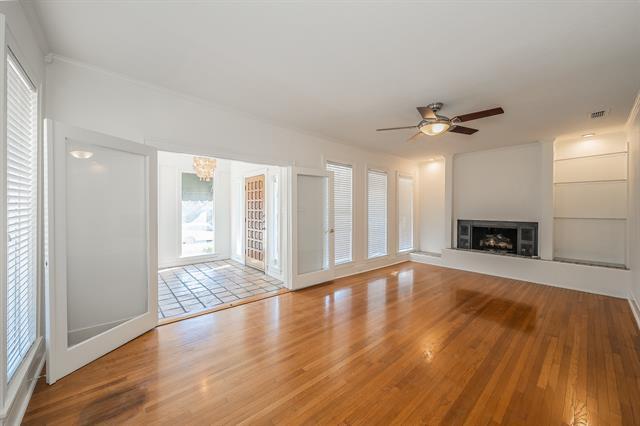 Building Photo - 2412 Kenley St