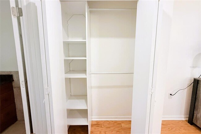 Building Photo - 3201 Bartlett St