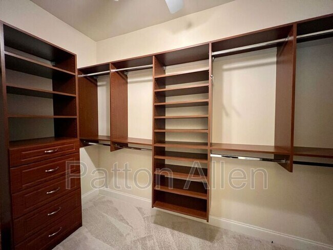 Building Photo - 85 Gray Duster Cir