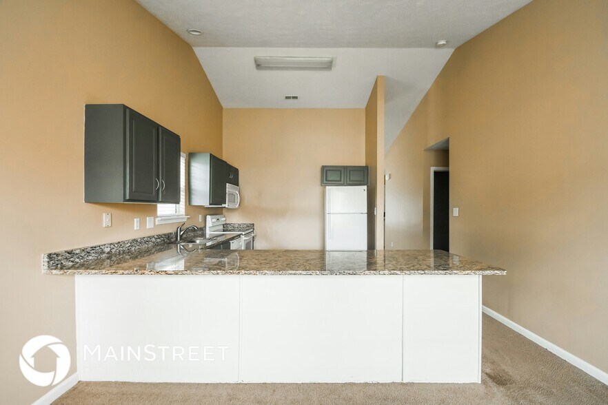 Building Photo - 5136 Hodson Pl