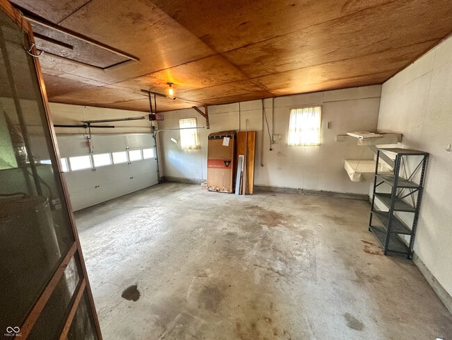 Building Photo - 9 Paradise Ln