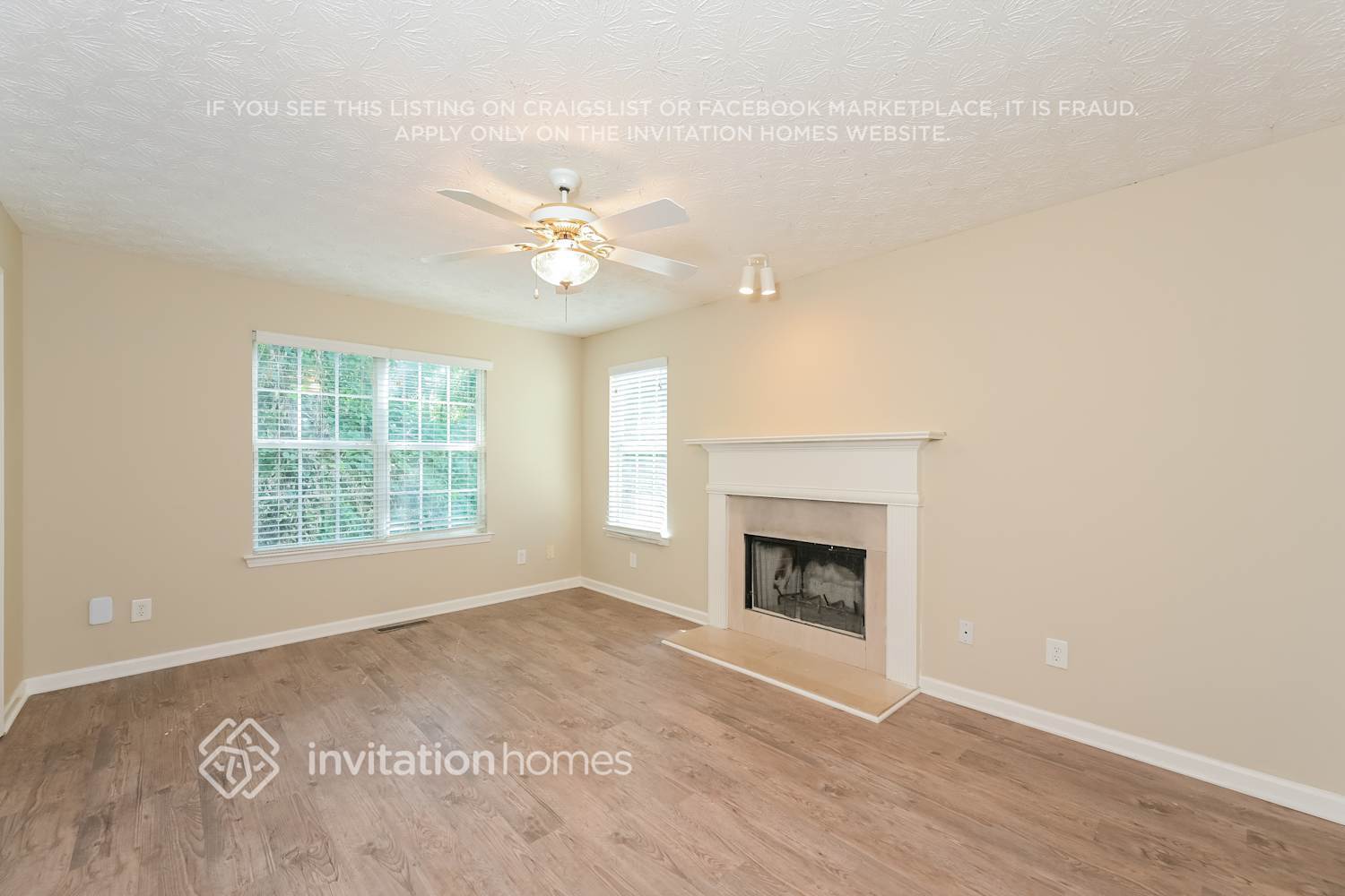 Building Photo - 559 Michael Cir