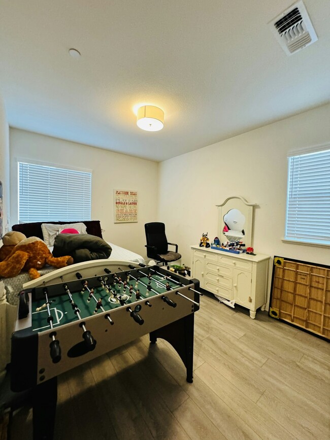 Building Photo - 1715 Tierra Ct