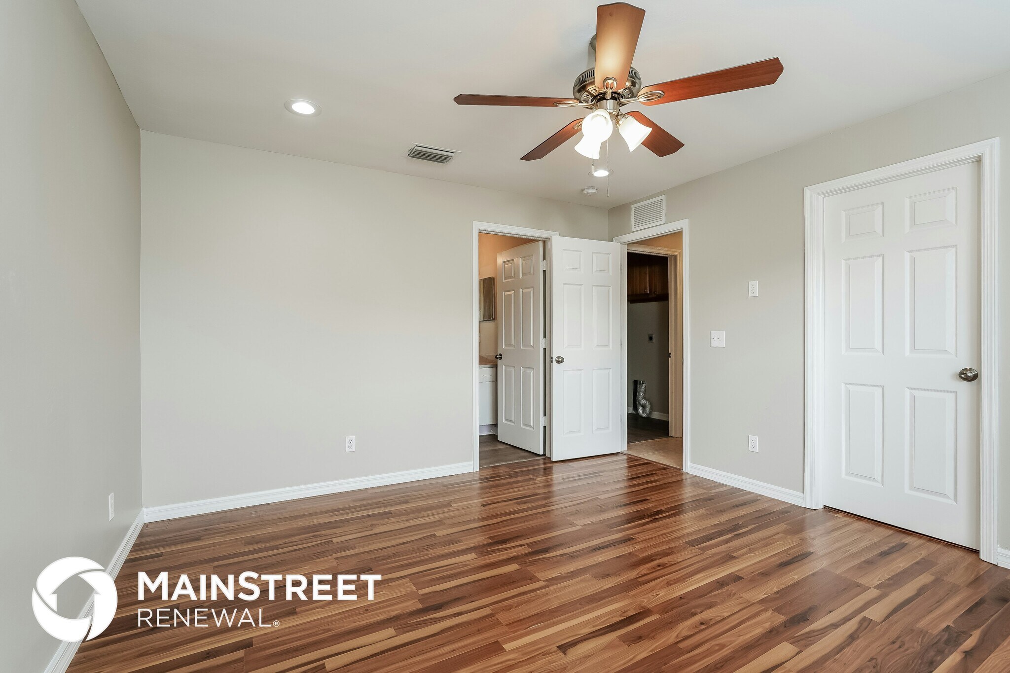 Building Photo - 6030 Latimer Ave