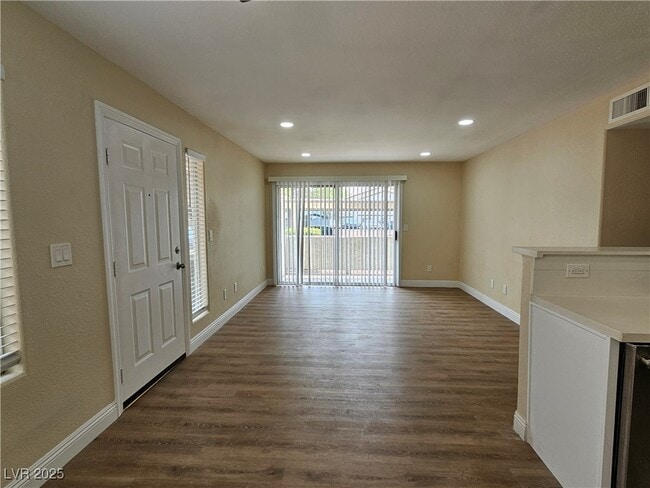 Building Photo - 5217 Caspian Springs Dr
