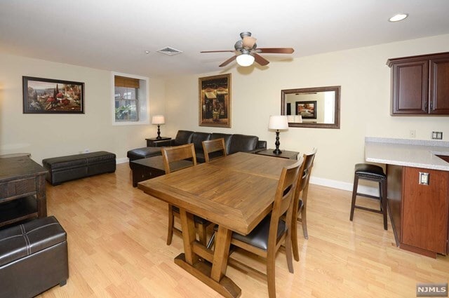 Building Photo - 3101 Rio Vista Dr