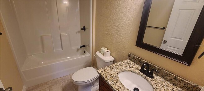 Building Photo - 3858 SW 133rd Loop