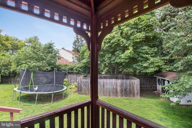 Building Photo - 13920 Wagon Way