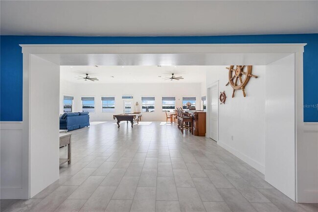 Building Photo - 2300 Harbour Dr