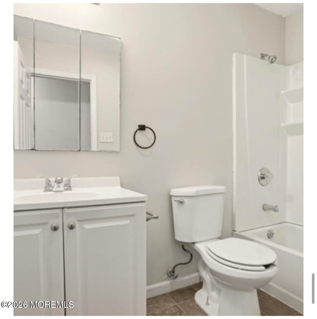 Building Photo - 123 Village Dr