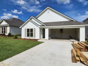 Building Photo - !!New Construction!! NEAR Pinegrove Elementary/Middle - 4BR Home with Granite Countertops, LVP Fl...