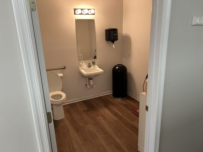 Building Photo - 3696 Waterlick Rd