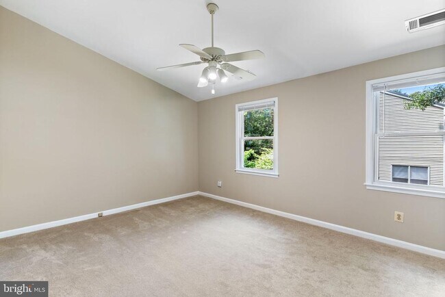 Building Photo - 8073 Morning Meadow Ct