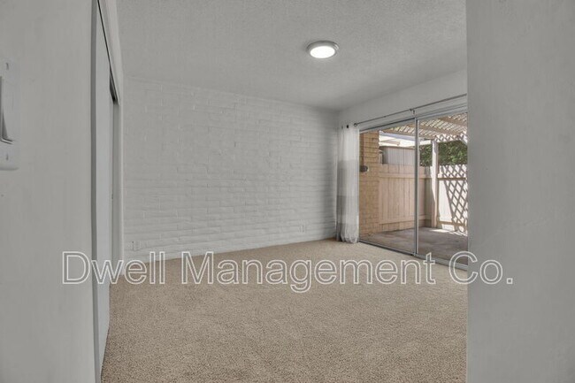 Building Photo - 9320 Earl St