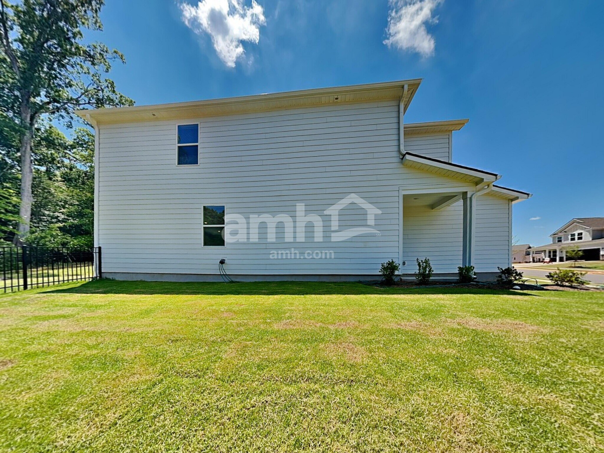 Building Photo - 6075 Rosemore Ln