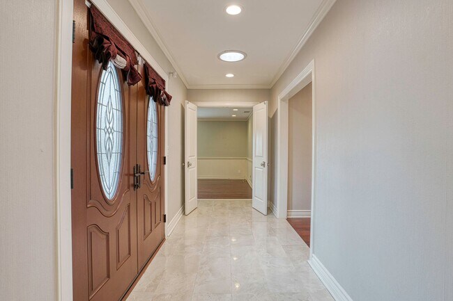 Building Photo - FALL IN LOVE with a Woodland Hills View