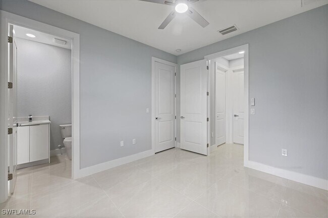 Building Photo - 3209 39th St SW