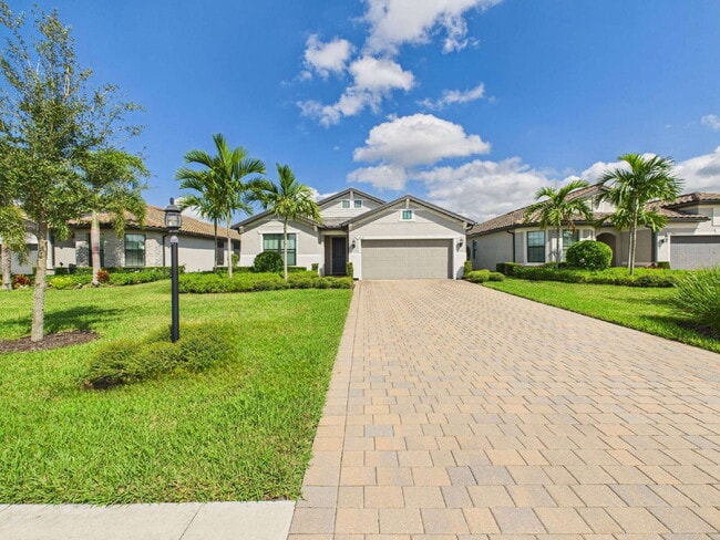 Building Photo - Furnished 3 Bedroom, 2 Bath Single-Family Home in The Place at Corkscrew!