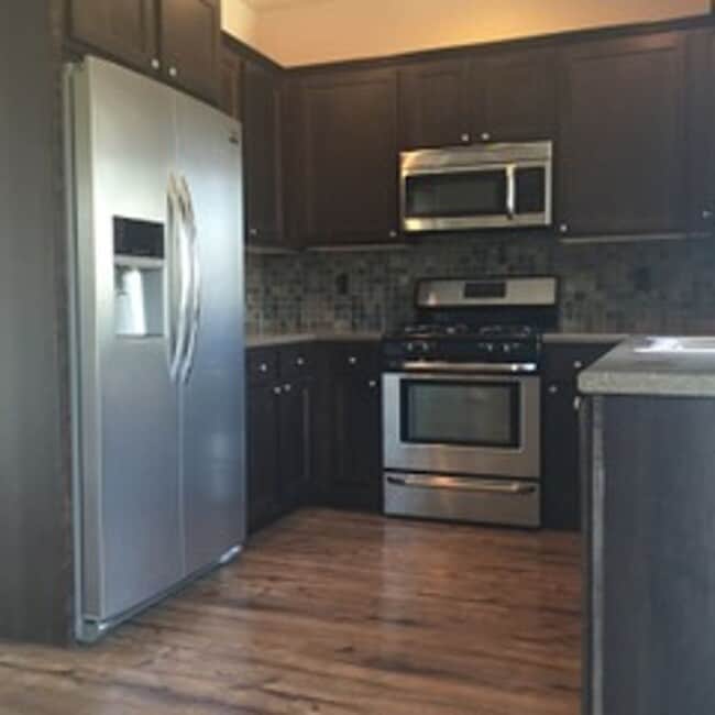 Building Photo - Charming 3 Bedroom Home in SE Bend with Spacious Backyard!