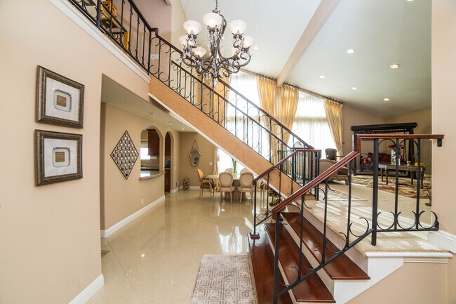 Building Photo - 29303 Stadia Hill Ln