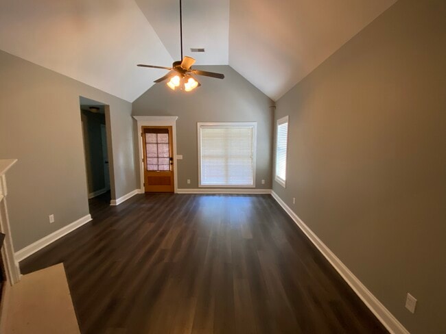 Building Photo - 5210 Red Valley Rd
