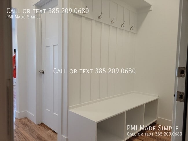 Building Photo - 10884 N Slate Ln