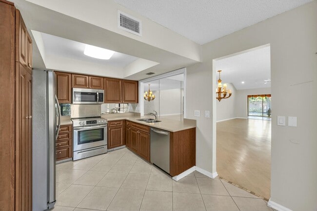 Building Photo - 11206 Applegate Cir