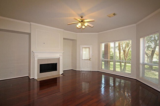 Building Photo - 3018 Ravensport Dr