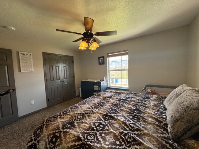 Building Photo - 3261 S 1500 W