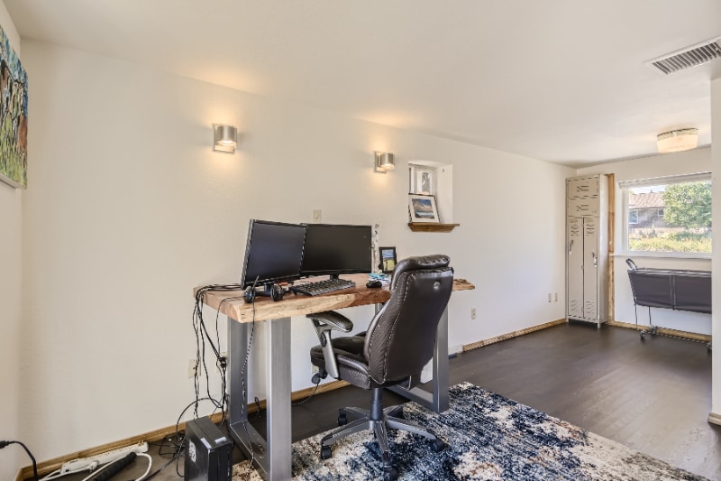 Building Photo - 4700 S Sherman St