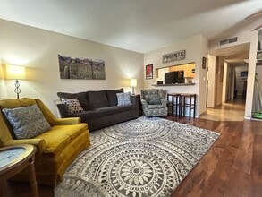 Building Photo - SUNGATE  AT MOON MOUNTAIN