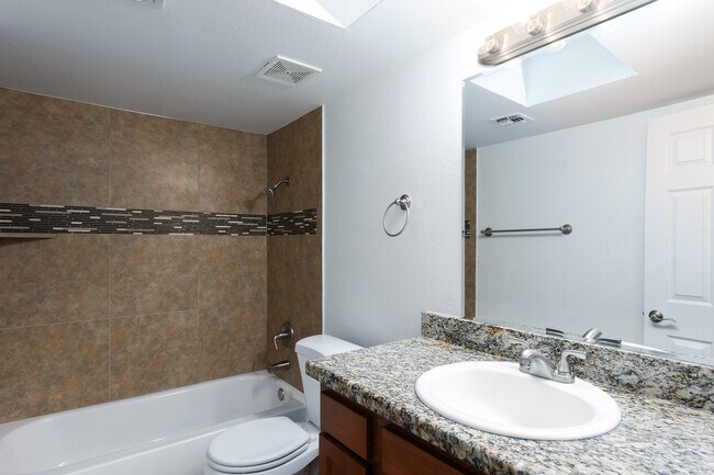 Building Photo - 7711 E 39th St