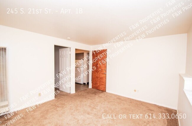 Building Photo - 245 S 21st St