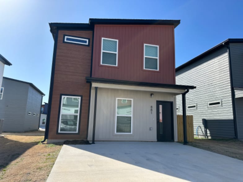 Building Photo - 881 Boardwalk Ave