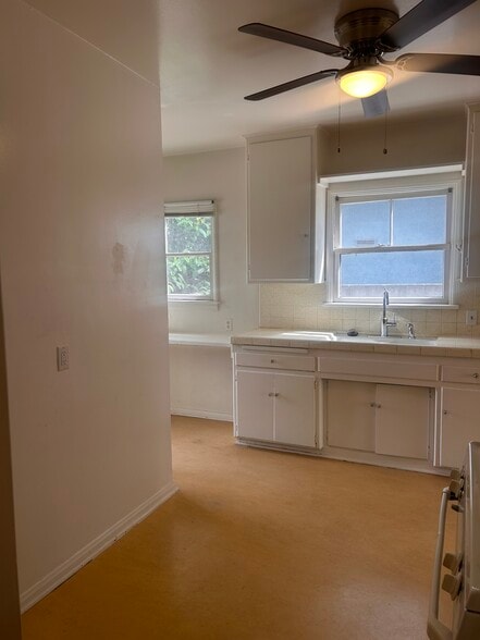 Building Photo - 6156 Fair Ave