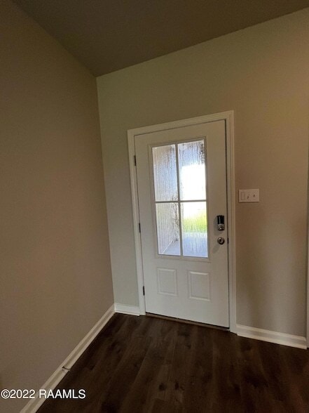 Building Photo - 213 Garden Oaks Ave