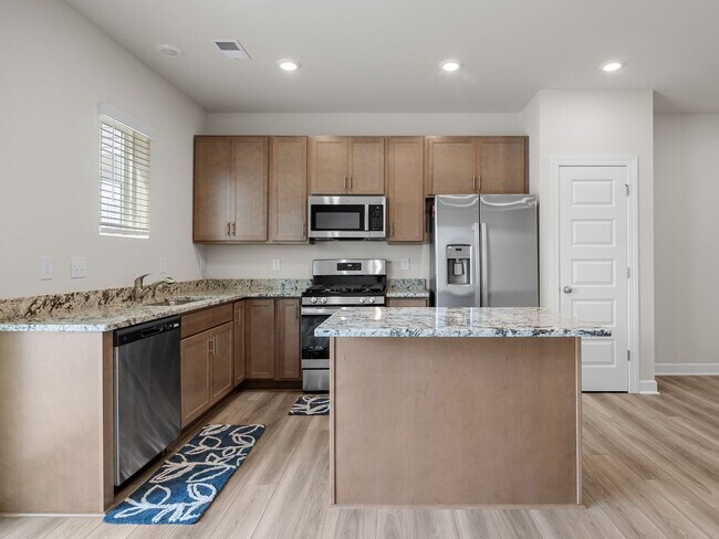 Building Photo - Modern Comfort Meets Southern Charm – New ...