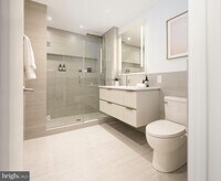 Building Photo - 900 N 9th St