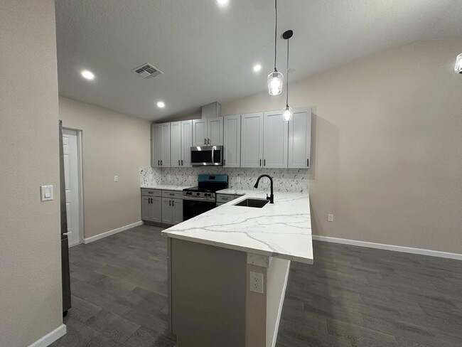 Building Photo - "Spacious 3-Bed, 2-Bath Duplex Retreat on ...