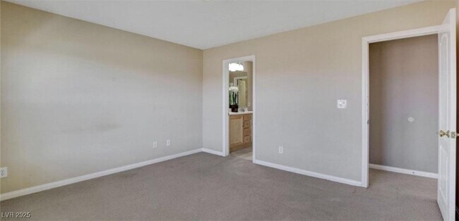 Building Photo - 6250 W Arby Ave